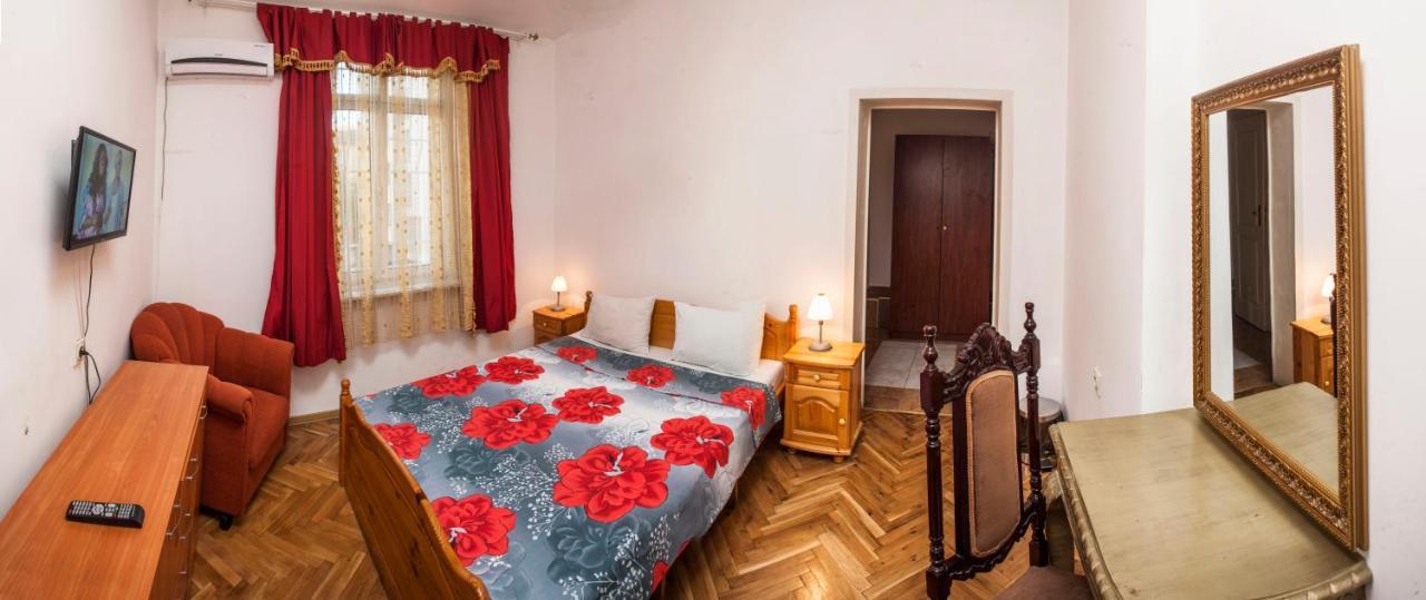 Central Guesthouse Five Corners 소피아 외부 사진