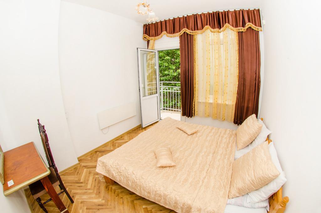 Central Guesthouse Five Corners 소피아 외부 사진