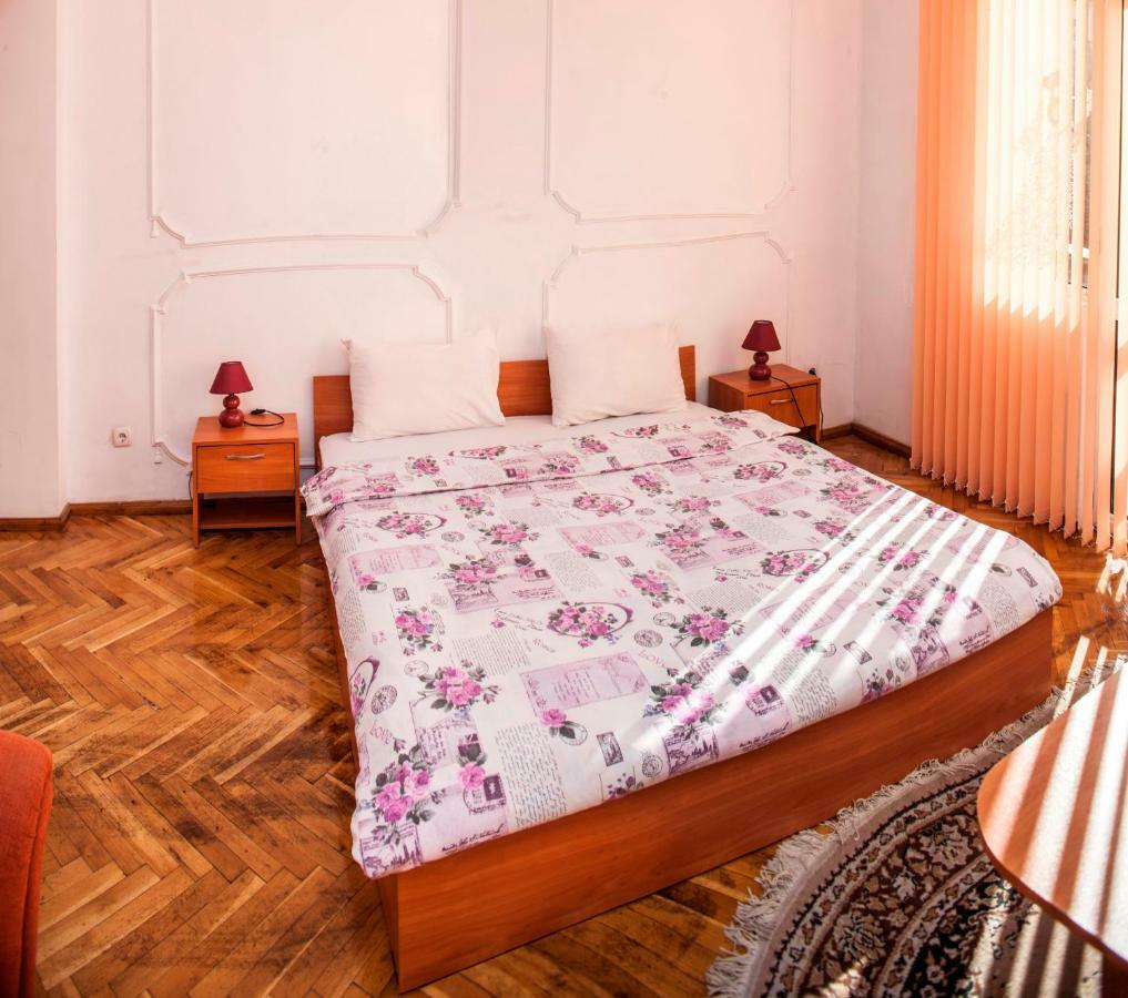 Central Guesthouse Five Corners 소피아 외부 사진